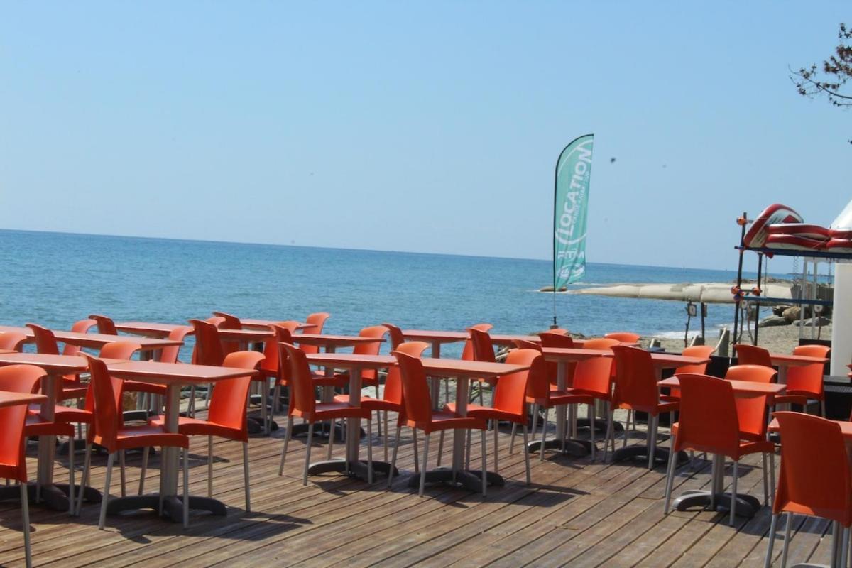 Bord de mer, pieds dans l'eau, vue panoramique Villa San-Nicolao Exteriör bild