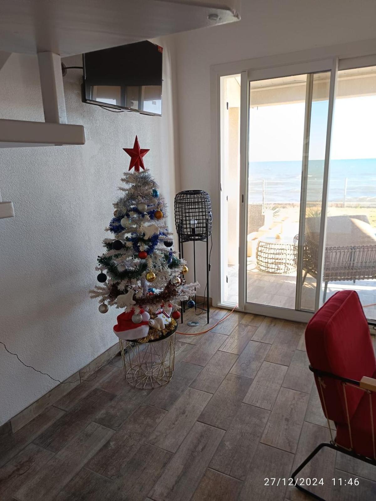 Bord de mer, pieds dans l'eau, vue panoramique Villa San-Nicolao Exteriör bild