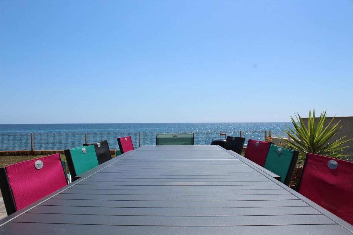 Bord de mer, pieds dans l'eau, vue panoramique Villa San-Nicolao Exteriör bild